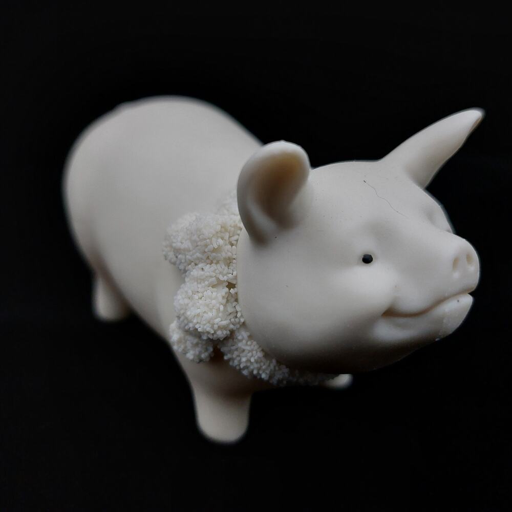 Dept 56 Snowbabies Easter Pig Figurine 1998 Vintage White Porcelain Taiwan